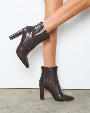 Billini Kourt Boot In Chocolate