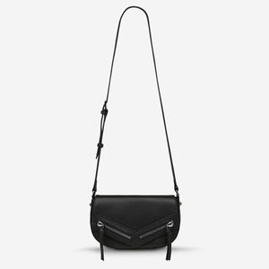 status-anxiety-bag-transitory-black-front-hanging-strap